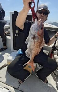 鳴門遊漁船 愛海 鯛ラバ